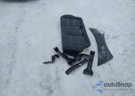 2022 Tesla Model 3 Rear-Wheel Drive z USA, uszkodzony, nr VIN 5YJ3E1EA3NF103783